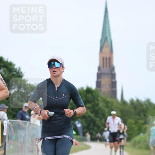 22.06.2025 - Viking Triathlon H.Heesch http://msf.ph/oto/8098698 22.06.2025 13:30:41 Laufen 184, 450, 623 meine-sportfotos.de