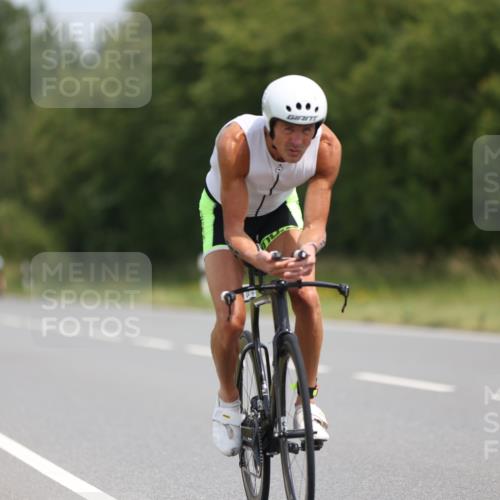22.06.2025 - Viking Triathlon Yannick Fuchs http://msf.ph/oto/8098716 22.06.2025 12:02:10 Radfahren 62, 255, 349, 620, 654 meine-sportfotos.de