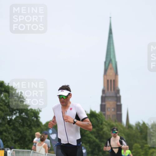 22.06.2025 - Viking Triathlon H.Heesch http://msf.ph/oto/8098718 22.06.2025 13:30:46 Laufen 310, 331, 450 meine-sportfotos.de