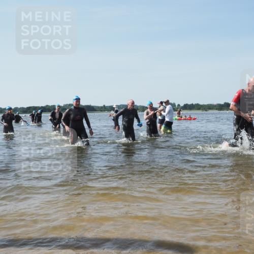 22.06.2025 - Viking Triathlon KatJ http://msf.ph/oto/8098728 22.06.2025 10:32:09 Schwimmen 63, 193, 207, 214, 226, 271, 449, 464, 488 meine-sportfotos.de
