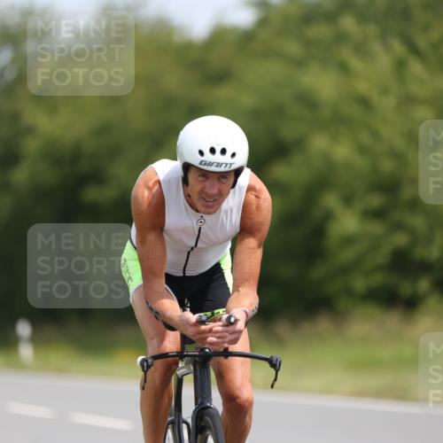 22.06.2025 - Viking Triathlon Yannick Fuchs http://msf.ph/oto/8098729 22.06.2025 12:02:10 Radfahren 62, 255, 349, 620, 654 meine-sportfotos.de