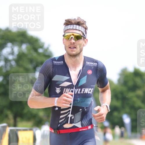 22.06.2025 - Viking Triathlon H.Heesch http://msf.ph/oto/8098736 22.06.2025 12:37:00 Laufen 557 meine-sportfotos.de