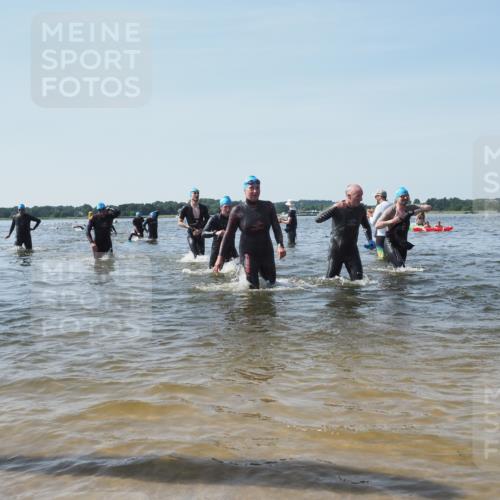 22.06.2025 - Viking Triathlon KatJ http://msf.ph/oto/8098751 22.06.2025 10:32:10 Schwimmen 63, 147, 193, 207, 214, 226, 271, 464, 488 meine-sportfotos.de