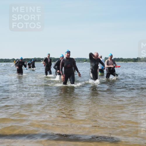 22.06.2025 - Viking Triathlon KatJ http://msf.ph/oto/8098761 22.06.2025 10:32:10 Schwimmen 63, 147, 193, 207, 214, 226, 271, 464, 488 meine-sportfotos.de