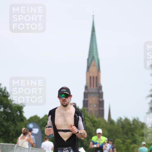 22.06.2025 - Viking Triathlon H.Heesch http://msf.ph/oto/8098765 22.06.2025 13:30:49 Laufen 71, 310, 331, 361, 450 meine-sportfotos.de