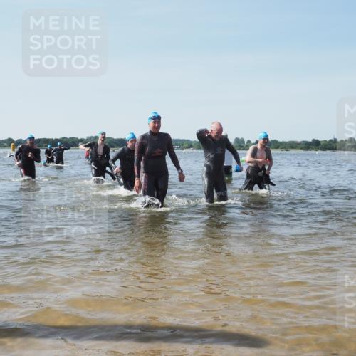 22.06.2025 - Viking Triathlon KatJ http://msf.ph/oto/8098780 22.06.2025 10:32:10 Schwimmen 63, 147, 193, 207, 214, 226, 271, 464, 488 meine-sportfotos.de