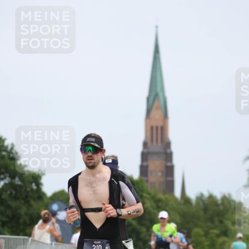 22.06.2025 - Viking Triathlon H.Heesch http://msf.ph/oto/8098784 22.06.2025 13:30:49 Laufen 71, 310, 331, 361, 450 meine-sportfotos.de