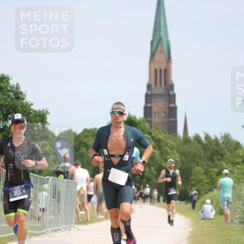 22.06.2025 - Viking Triathlon H.Heesch http://msf.ph/oto/8098796 22.06.2025 13:15:21 Laufen 81, 134, 228, 232, 265, 365 meine-sportfotos.de