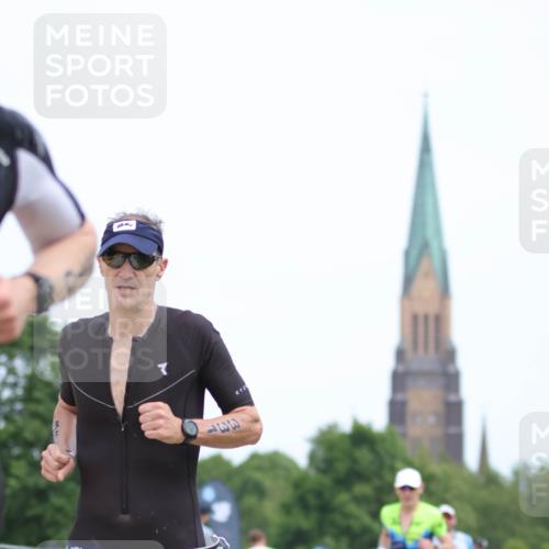 22.06.2025 - Viking Triathlon H.Heesch http://msf.ph/oto/8098804 22.06.2025 13:30:51 Laufen 71, 310, 331, 361, 450 meine-sportfotos.de