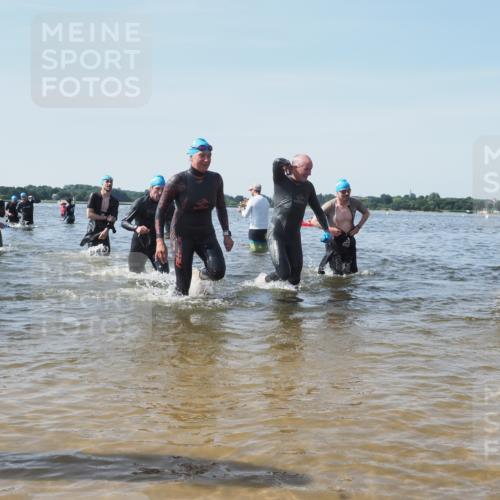 22.06.2025 - Viking Triathlon KatJ http://msf.ph/oto/8098809 22.06.2025 10:32:11 Schwimmen 63, 147, 173, 193, 207, 214, 226, 271, 464, 488 meine-sportfotos.de