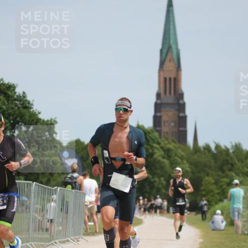 22.06.2025 - Viking Triathlon H.Heesch http://msf.ph/oto/8098811 22.06.2025 13:15:21 Laufen 81, 134, 228, 232, 265, 365 meine-sportfotos.de