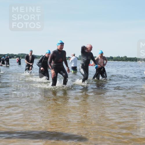 22.06.2025 - Viking Triathlon KatJ http://msf.ph/oto/8098819 22.06.2025 10:32:11 Schwimmen 63, 147, 173, 193, 207, 214, 226, 271, 464, 488 meine-sportfotos.de