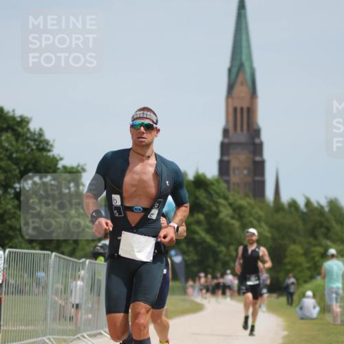 22.06.2025 - Viking Triathlon H.Heesch http://msf.ph/oto/8098821 22.06.2025 13:15:22 Laufen 81, 228, 232, 265, 365 meine-sportfotos.de