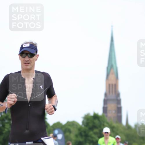 22.06.2025 - Viking Triathlon H.Heesch http://msf.ph/oto/8098828 22.06.2025 13:30:51 Laufen 71, 310, 331, 361, 450 meine-sportfotos.de