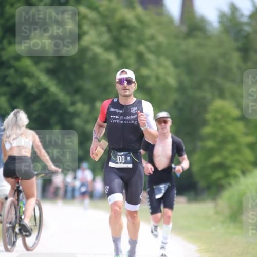 22.06.2025 - Viking Triathlon H.Heesch http://msf.ph/oto/8098832 22.06.2025 12:41:44 Laufen 2, 100 meine-sportfotos.de