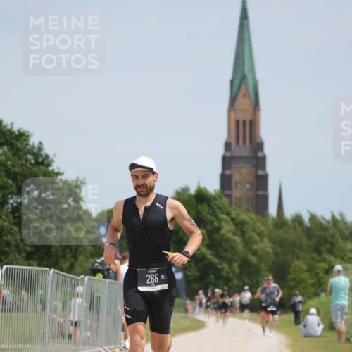 22.06.2025 - Viking Triathlon H.Heesch http://msf.ph/oto/8098833 22.06.2025 13:15:27 Laufen 81, 228, 265, 365 meine-sportfotos.de