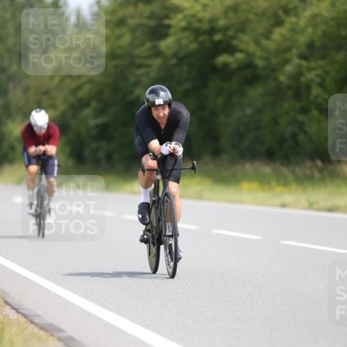 22.06.2025 - Viking Triathlon Yannick Fuchs http://msf.ph/oto/8098836 22.06.2025 12:02:18 Radfahren 51, 53, 178, 198, 401, 443, 526, 654 meine-sportfotos.de