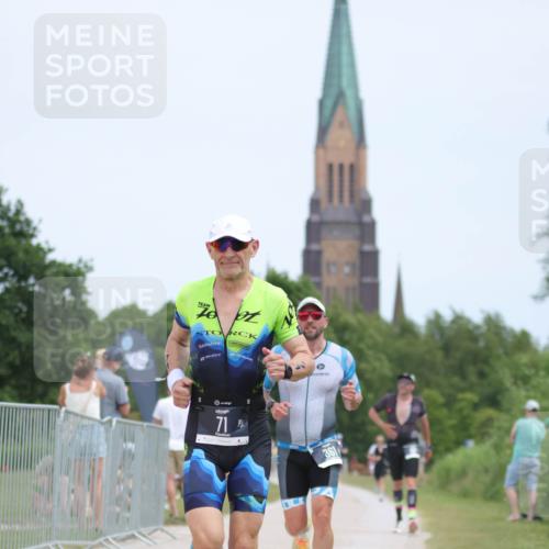 22.06.2025 - Viking Triathlon H.Heesch http://msf.ph/oto/8098837 22.06.2025 13:30:54 Laufen 71, 310, 331, 361 meine-sportfotos.de