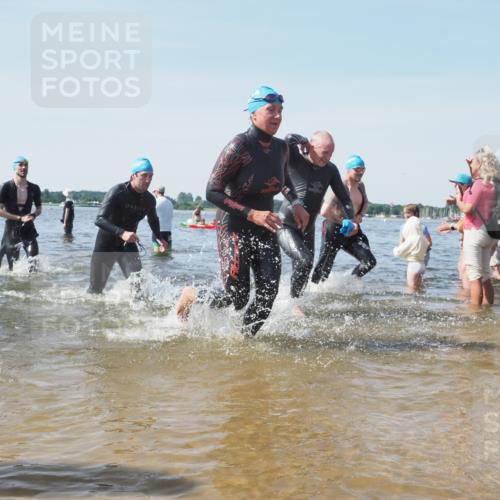 22.06.2025 - Viking Triathlon KatJ http://msf.ph/oto/8098850 22.06.2025 10:32:12 Schwimmen 63, 147, 173, 193, 207, 214, 226, 271, 461, 464, 488 meine-sportfotos.de
