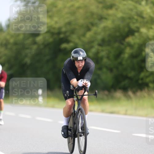 22.06.2025 - Viking Triathlon Yannick Fuchs http://msf.ph/oto/8098870 22.06.2025 12:02:18 Radfahren 51, 53, 178, 198, 401, 443, 526, 654 meine-sportfotos.de