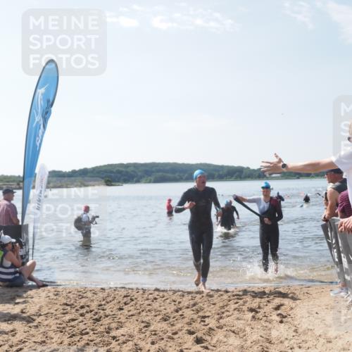 22.06.2025 - Viking Triathlon MichiJ http://msf.ph/oto/8098871 22.06.2025 10:43:27 Schwimmen 115, 257, 483, 501, 620 meine-sportfotos.de