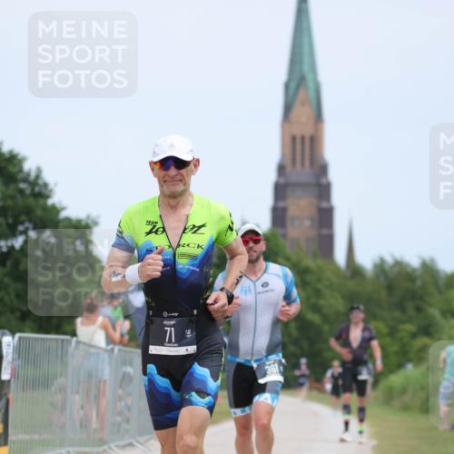 22.06.2025 - Viking Triathlon H.Heesch http://msf.ph/oto/8098881 22.06.2025 13:30:54 Laufen 71, 310, 331, 361 meine-sportfotos.de