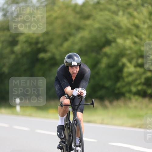 22.06.2025 - Viking Triathlon Yannick Fuchs http://msf.ph/oto/8098884 22.06.2025 12:02:18 Radfahren 51, 53, 178, 198, 401, 443, 526, 654 meine-sportfotos.de