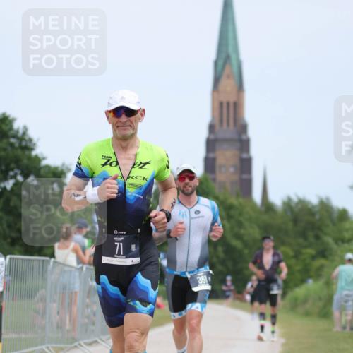 22.06.2025 - Viking Triathlon H.Heesch http://msf.ph/oto/8098894 22.06.2025 13:30:55 Laufen 71, 331, 361 meine-sportfotos.de