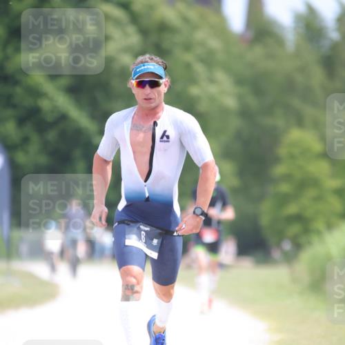22.06.2025 - Viking Triathlon H.Heesch http://msf.ph/oto/8098918 22.06.2025 12:42:08 Laufen 6 meine-sportfotos.de
