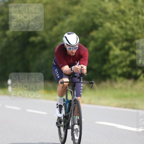 22.06.2025 - Viking Triathlon Yannick Fuchs http://msf.ph/oto/8098935 22.06.2025 12:02:20 Radfahren 51, 53, 90, 178, 198, 384, 388, 401, 423, 443, 526, 642, 654 meine-sportfotos.de