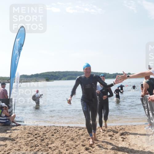 22.06.2025 - Viking Triathlon MichiJ http://msf.ph/oto/8098980 22.06.2025 10:43:28 Schwimmen 115, 257, 483, 501, 620 meine-sportfotos.de