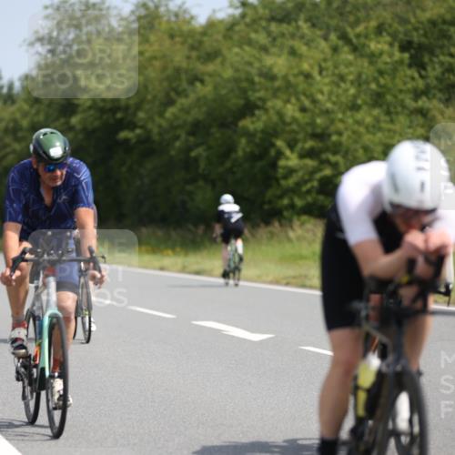 22.06.2025 - Viking Triathlon Yannick Fuchs http://msf.ph/oto/8098982 22.06.2025 11:23:22 Radfahren 157, 233, 332, 351, 449, 517, 536 meine-sportfotos.de