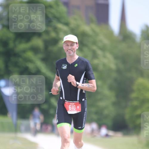 22.06.2025 - Viking Triathlon H.Heesch http://msf.ph/oto/8099003 22.06.2025 12:42:15 Laufen 6, 610 meine-sportfotos.de