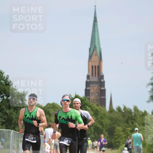 22.06.2025 - Viking Triathlon H.Heesch http://msf.ph/oto/8099005 22.06.2025 13:15:56 Laufen 170, 198, 304, 393, 534 meine-sportfotos.de