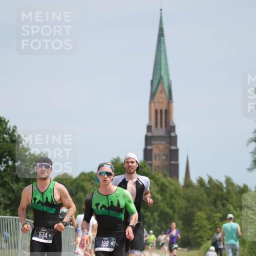 22.06.2025 - Viking Triathlon H.Heesch http://msf.ph/oto/8099014 22.06.2025 13:15:56 Laufen 170, 198, 304, 393, 534 meine-sportfotos.de