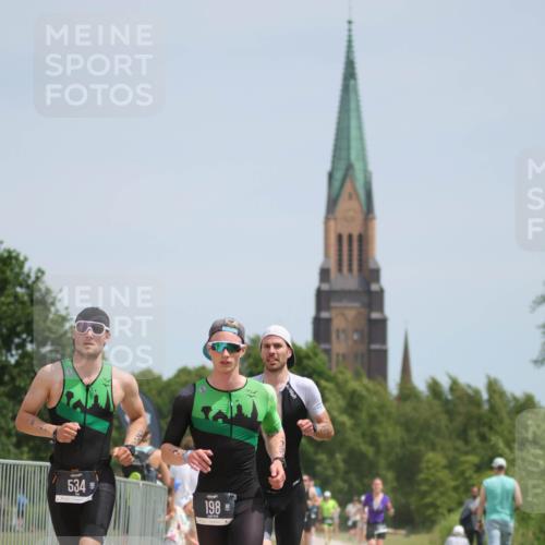 22.06.2025 - Viking Triathlon H.Heesch http://msf.ph/oto/8099027 22.06.2025 13:15:56 Laufen 170, 198, 304, 393, 534 meine-sportfotos.de