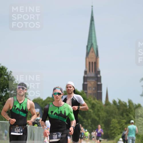 22.06.2025 - Viking Triathlon H.Heesch http://msf.ph/oto/8099029 22.06.2025 13:15:57 Laufen 170, 198, 304, 393, 534 meine-sportfotos.de