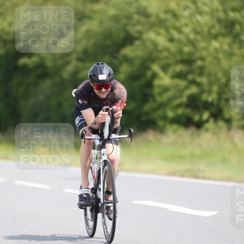 22.06.2025 - Viking Triathlon Yannick Fuchs http://msf.ph/oto/8099034 22.06.2025 12:02:28 Radfahren 51, 90, 198, 278, 350, 384, 388, 401, 407, 423, 522, 526, 534, 536, 642 meine-sportfotos.de