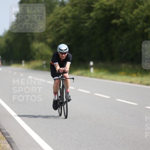 22.06.2025 - Viking Triathlon Yannick Fuchs http://msf.ph/oto/8099036 22.06.2025 11:23:27 Radfahren 157, 332, 351, 398, 632 meine-sportfotos.de