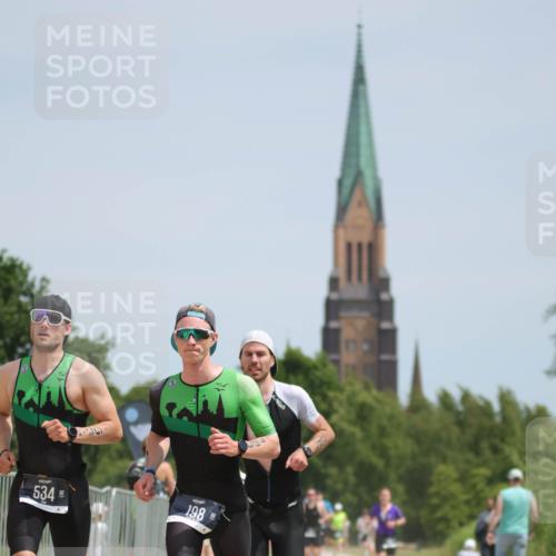 22.06.2025 - Viking Triathlon H.Heesch http://msf.ph/oto/8099040 22.06.2025 13:15:57 Laufen 170, 198, 304, 393, 534 meine-sportfotos.de