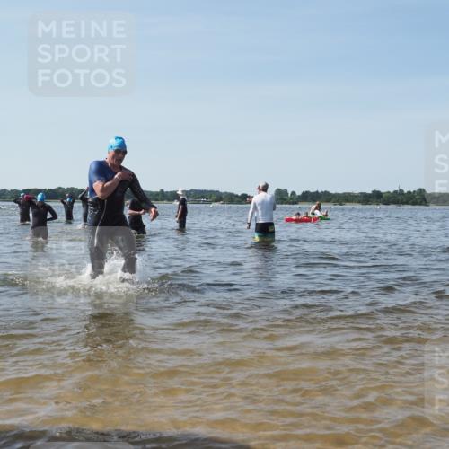 22.06.2025 - Viking Triathlon KatJ http://msf.ph/oto/8099073 22.06.2025 10:32:20 Schwimmen 53, 147, 170, 173, 207, 214, 461, 492 meine-sportfotos.de