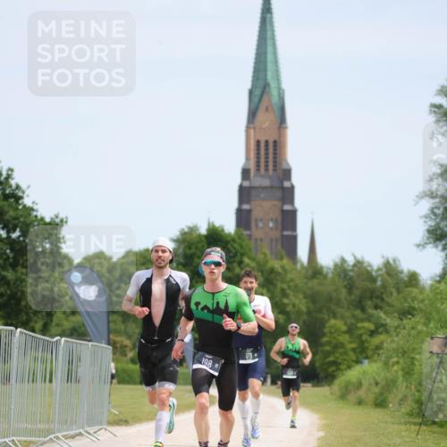 22.06.2025 - Viking Triathlon H.Heesch http://msf.ph/oto/8099100 22.06.2025 12:43:28 Laufen 178, 198, 393, 534 meine-sportfotos.de