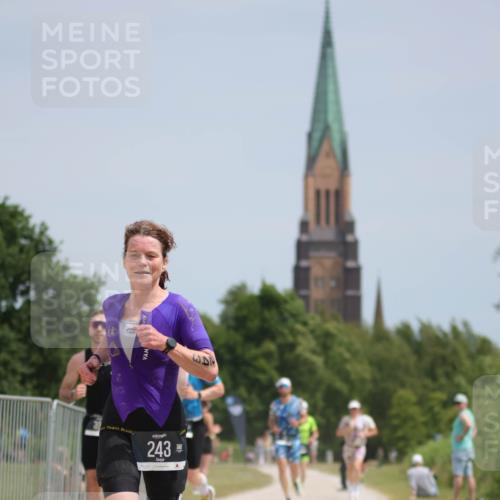 22.06.2025 - Viking Triathlon H.Heesch http://msf.ph/oto/8099116 22.06.2025 13:16:08 Laufen 243, 298, 399 meine-sportfotos.de