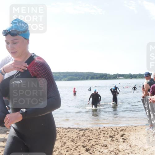 22.06.2025 - Viking Triathlon MichiJ http://msf.ph/oto/8099127 22.06.2025 10:43:31 Schwimmen 257, 410, 480, 501, 620 meine-sportfotos.de