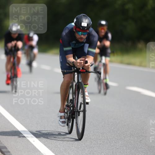 22.06.2025 - Viking Triathlon Yannick Fuchs http://msf.ph/oto/8099135 22.06.2025 11:23:38 Radfahren 21, 34, 177, 179, 334, 363, 365, 385, 398, 414, 470, 484, 632, 642 meine-sportfotos.de