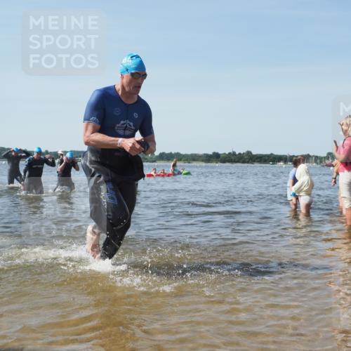 22.06.2025 - Viking Triathlon KatJ http://msf.ph/oto/8099136 22.06.2025 10:32:22 Schwimmen 53, 147, 170, 173, 214, 461, 492 meine-sportfotos.de
