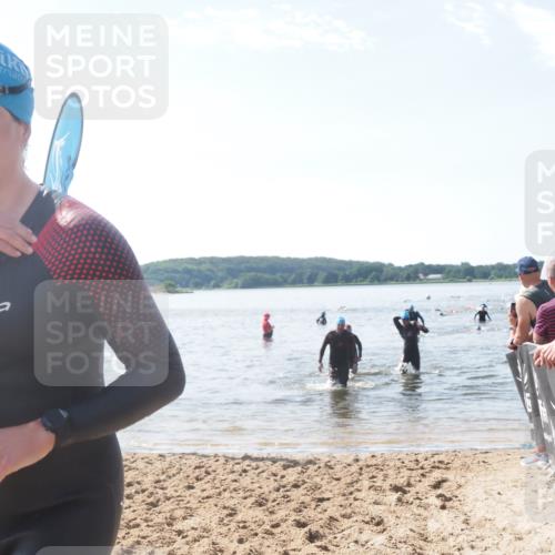 22.06.2025 - Viking Triathlon MichiJ http://msf.ph/oto/8099141 22.06.2025 10:43:31 Schwimmen 257, 410, 480, 501, 620 meine-sportfotos.de
