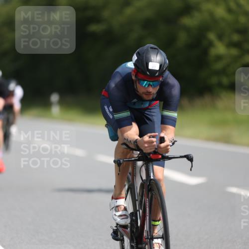 22.06.2025 - Viking Triathlon Yannick Fuchs http://msf.ph/oto/8099149 22.06.2025 11:23:38 Radfahren 21, 34, 177, 179, 334, 363, 365, 385, 398, 414, 470, 484, 632, 642 meine-sportfotos.de