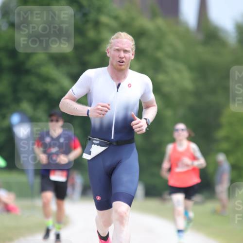 22.06.2025 - Viking Triathlon H.Heesch http://msf.ph/oto/8099150 22.06.2025 13:31:37 Laufen 5, 421, 620 meine-sportfotos.de