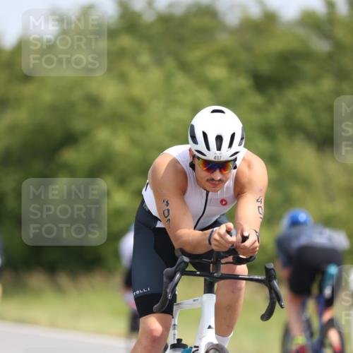 22.06.2025 - Viking Triathlon Yannick Fuchs http://msf.ph/oto/8099156 22.06.2025 12:02:33 Radfahren 18, 90, 278, 317, 350, 374, 384, 388, 407, 423, 522, 534, 536, 546, 630, 642 meine-sportfotos.de